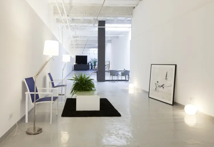 Be part of the Barcelona´s prestigious art community
