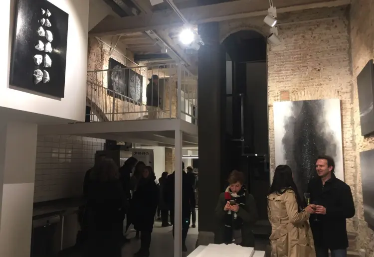 Beautiful space and front gallery to rent for events/ workshops/ conferences