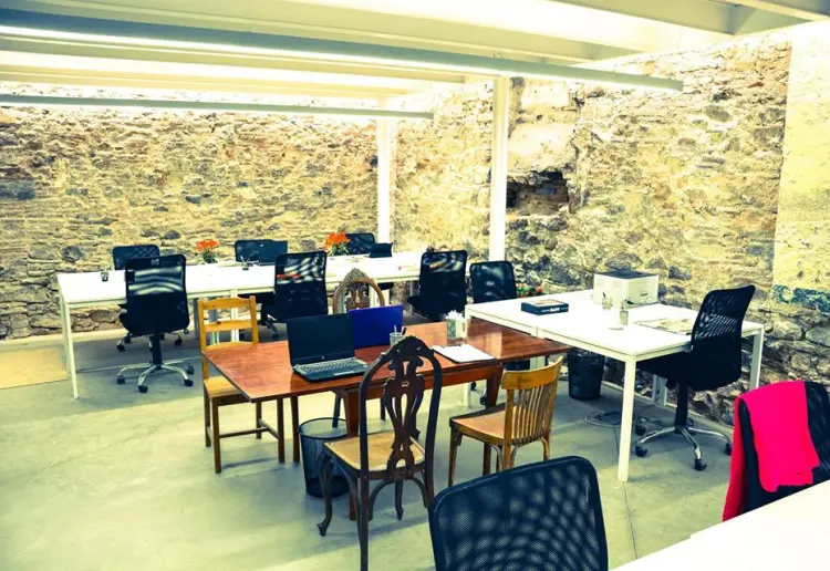 Beautiful space and front gallery to rent for events/ workshops/ conferences
