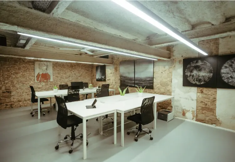 Beautiful space and front gallery to rent for events/ workshops/ conferences