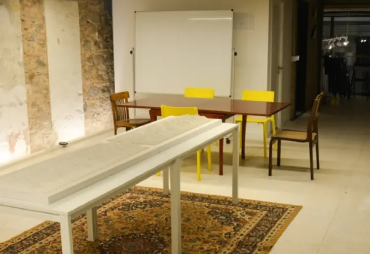 Beautiful space and front gallery to rent for events/ workshops/ conferences