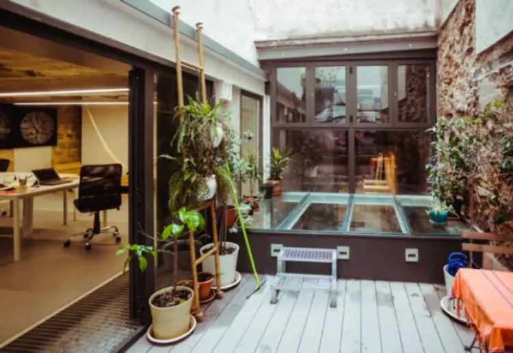 Beautiful space and front gallery to rent for events/ workshops/ conferences