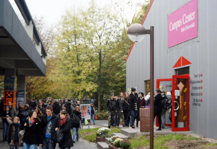 Shopping-Center-Teilfläche auf dem Campus der Universität