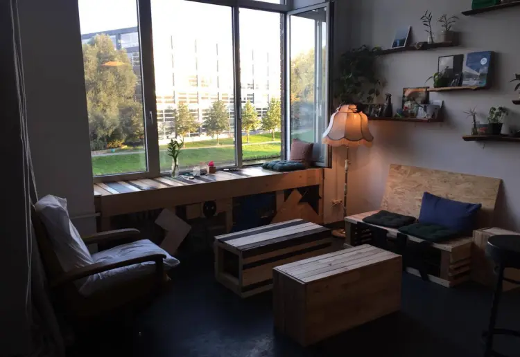 Raum für eine private Veranstaltung - mit Blick auf die Spree!!!