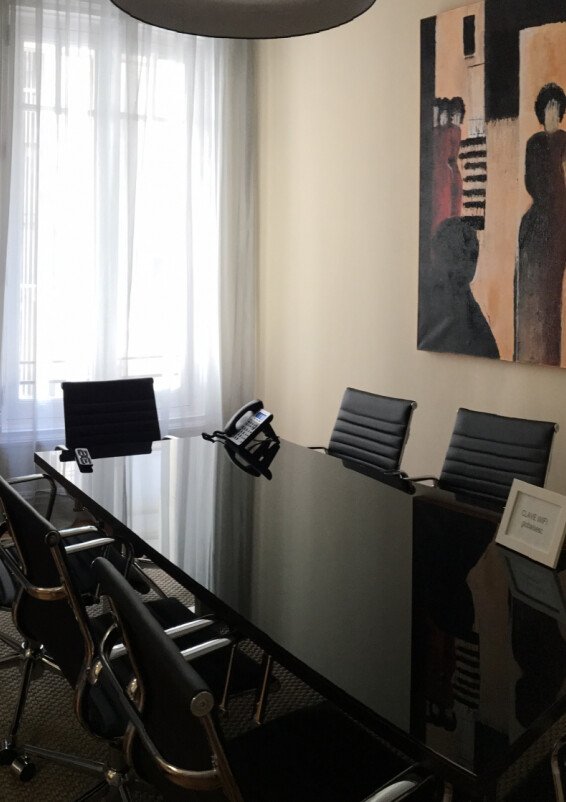 Sala cerca a la puerta de Alcalá