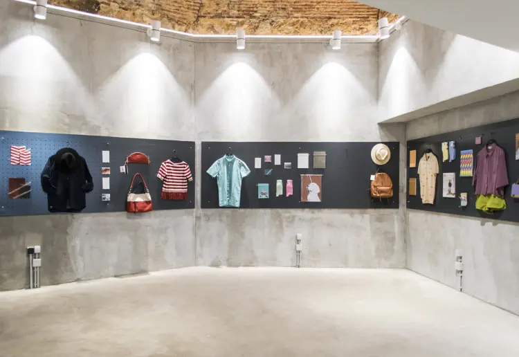Pop up in Spacious Concept Store in downtown Lisboa/Chiado