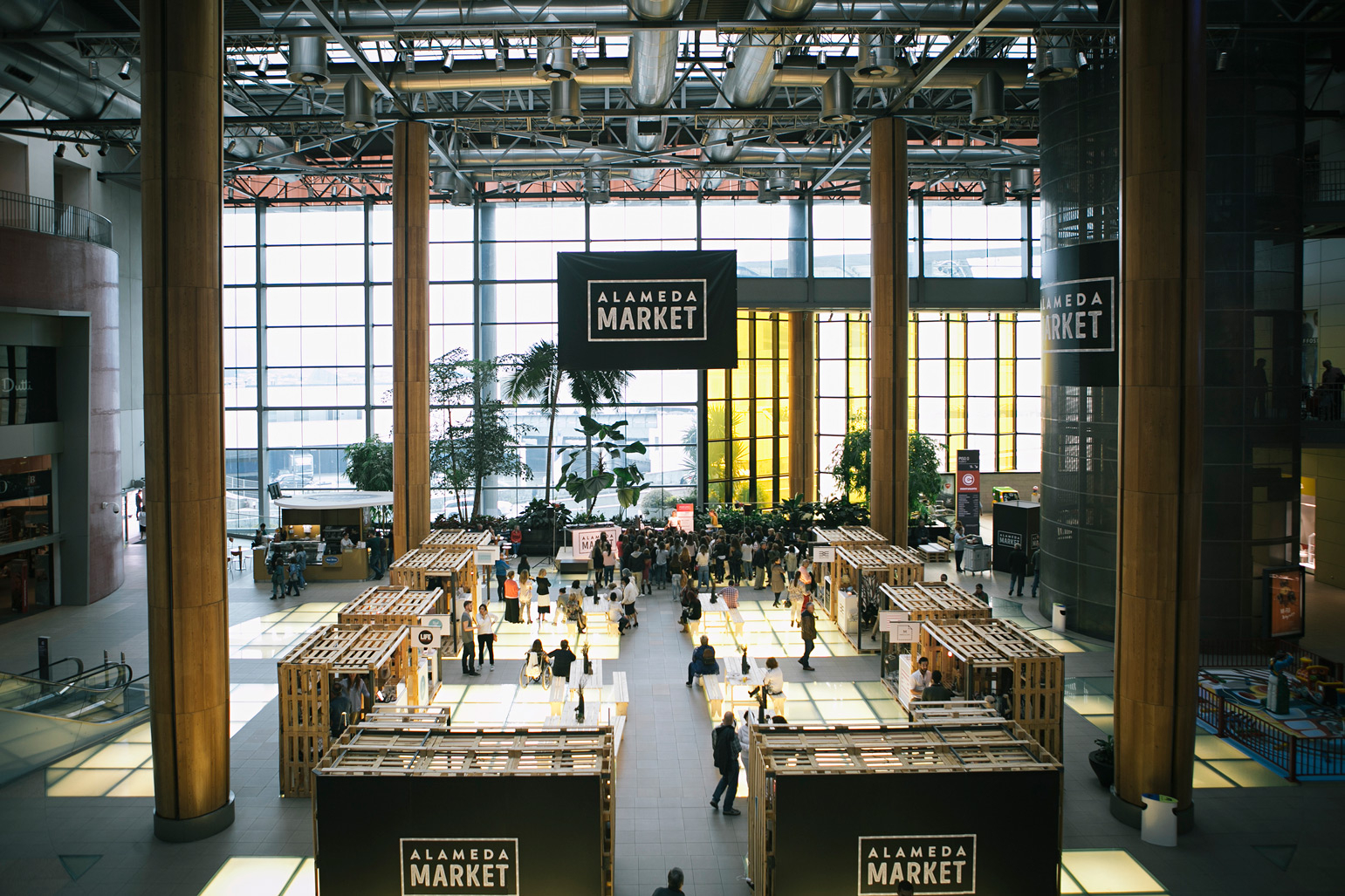Pop up store in Shopping Mall, Porto