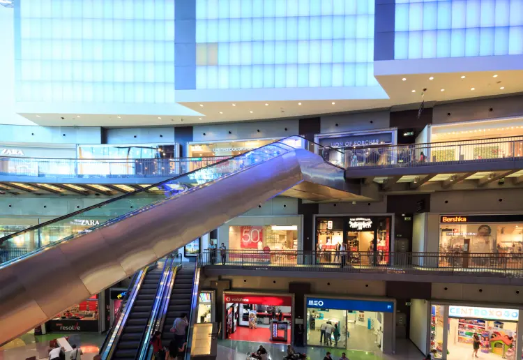 Amazing pop up space in Shopping Mall, Porto