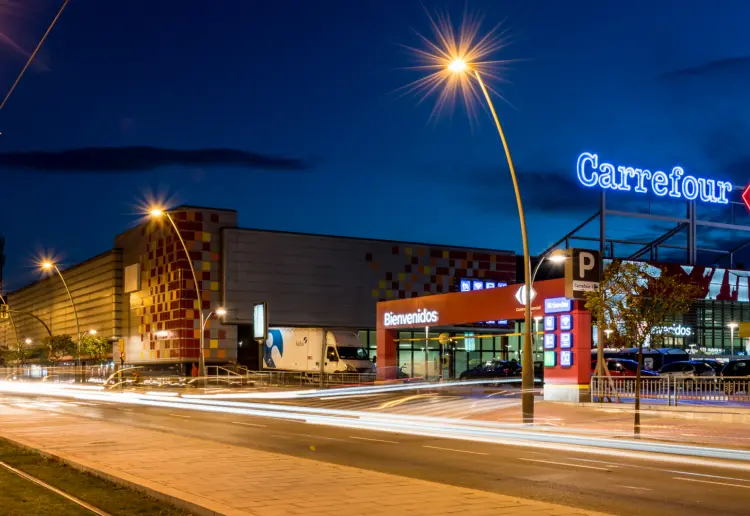 C.C. Carrefour Actur Zaragoza bajo petición