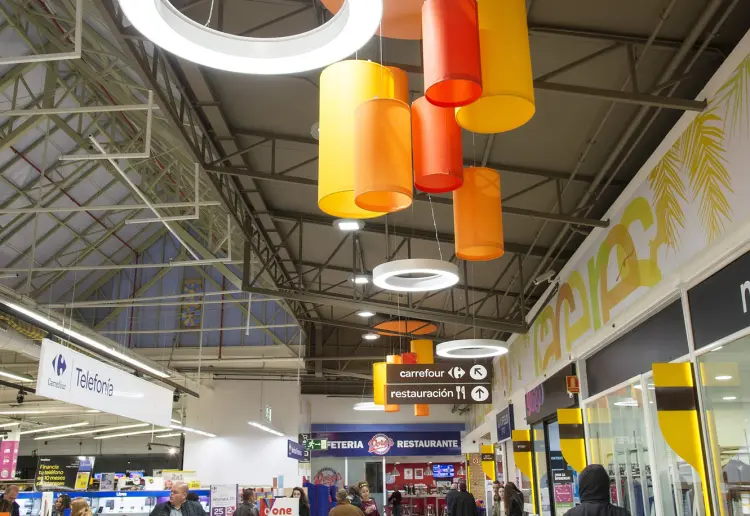 C.C. Carrefour Cáceres bajo petición