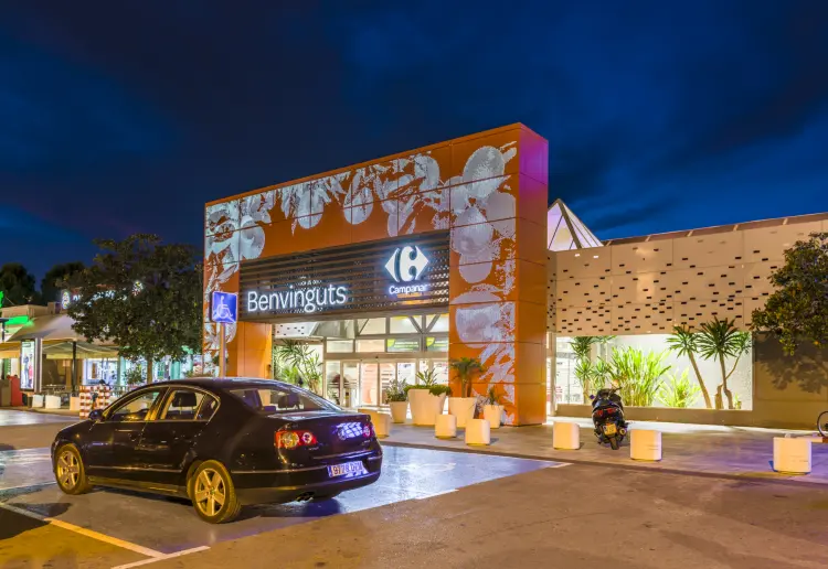 C.C. Carrefour Campanar bajo petición