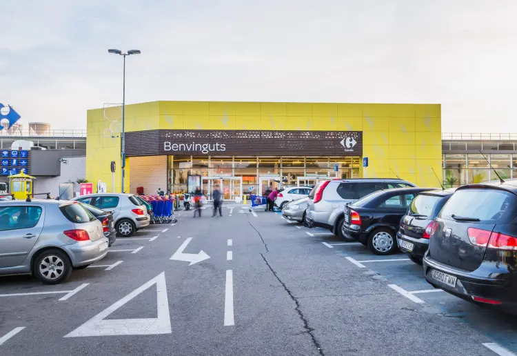 C.C. Carrefour Gandía bajo petición