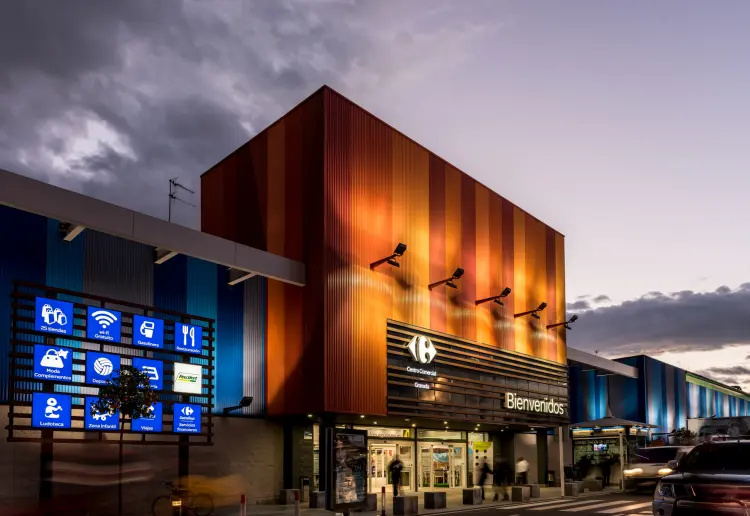 C.C. Carrefour Granada bajo petición