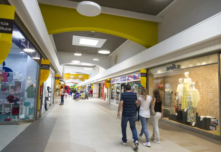 C.C.  Carrefour Jerez Norte bajo petición