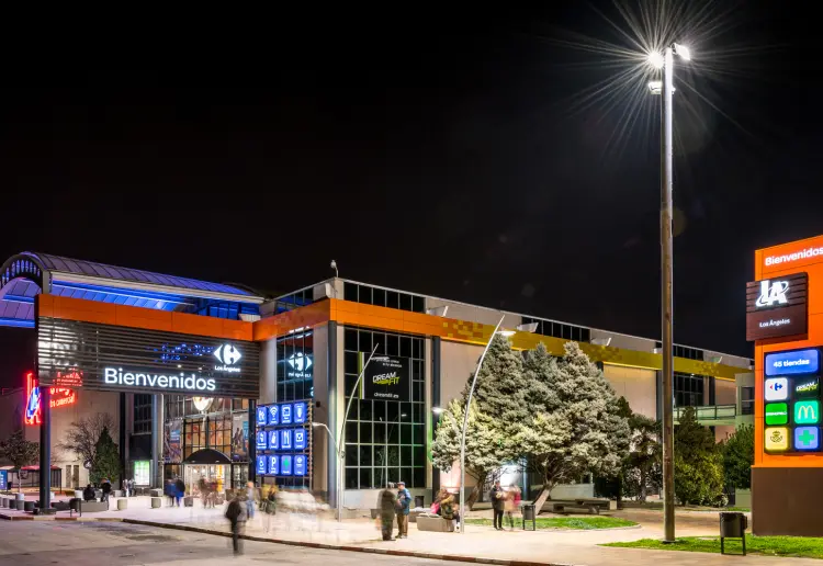 C.C. Carrefour Los Ángeles bajo petición