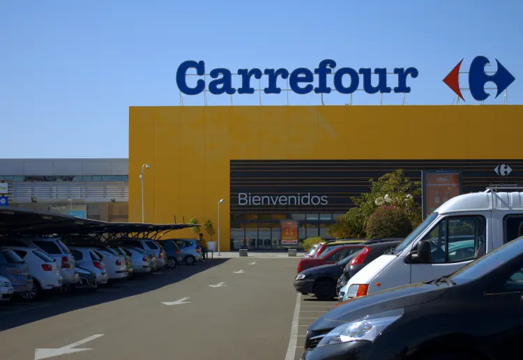 C.C. Carrefour Montequinto bajo petición