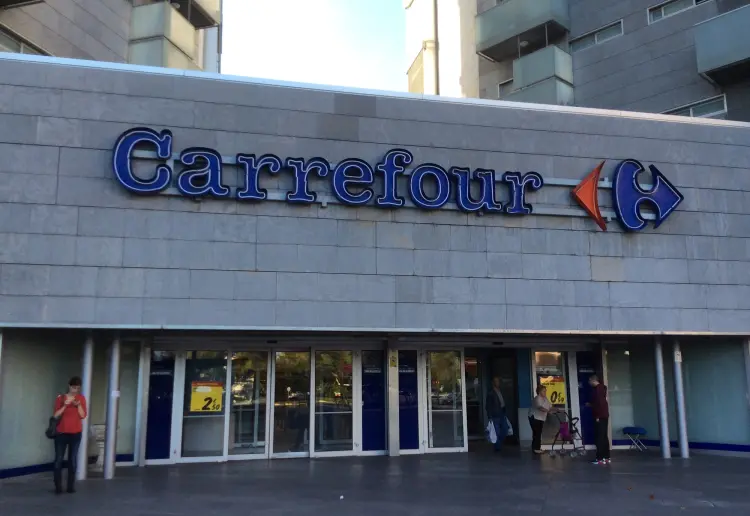 C.C. Carrefour Pamplona bajo petición