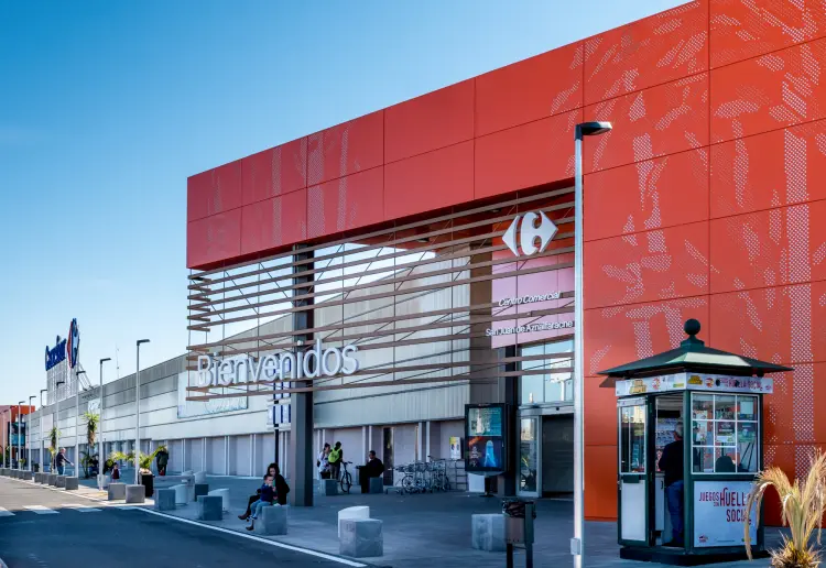 C.C. Carrefour San Juan de Aznalfarache bajo petición