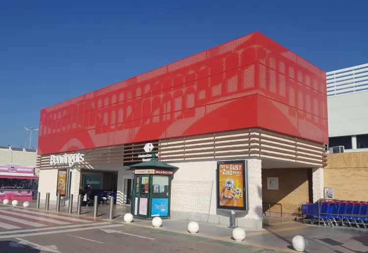 C.C. Carrefour Tarragona bajo petición