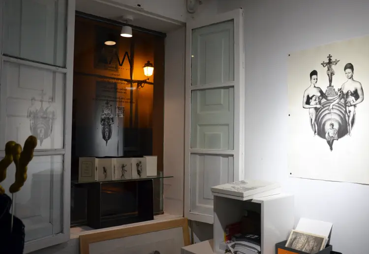 ESPACIO SINGULAR