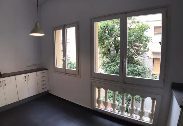 Espacio diáfano en el corazon de gracia, exclusividad, luz y tranquilidad