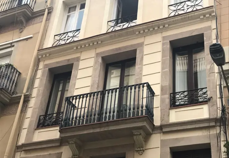 Espacio diáfano en el corazon de gracia, exclusividad, luz y tranquilidad
