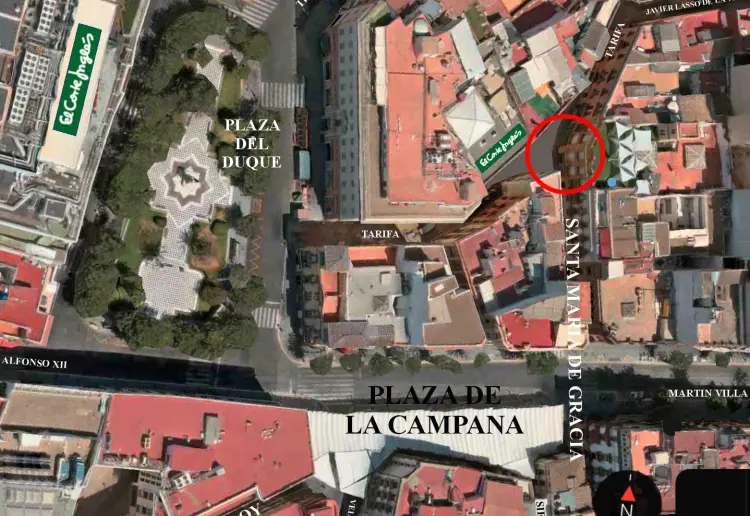 ESQUINA EN PLENO CENTRO,  A 30 METROS DE LA PLAZA DE LA  CAMPANA
