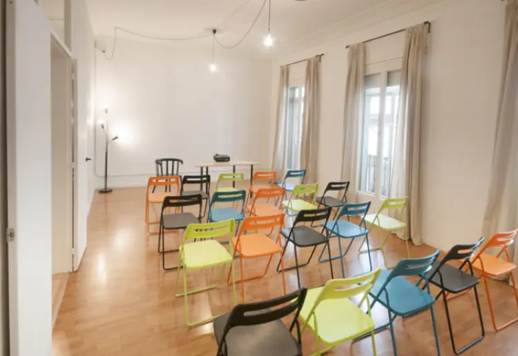 Espacio con luz natural en el centro de Barcelona