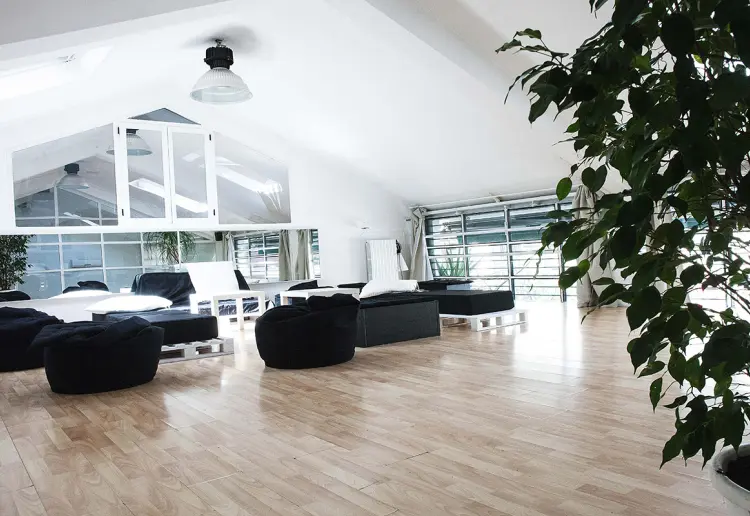 Open space in Isola district