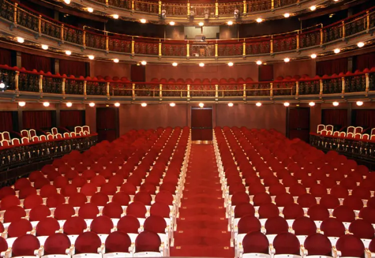 GRAN TEATRO ROJO