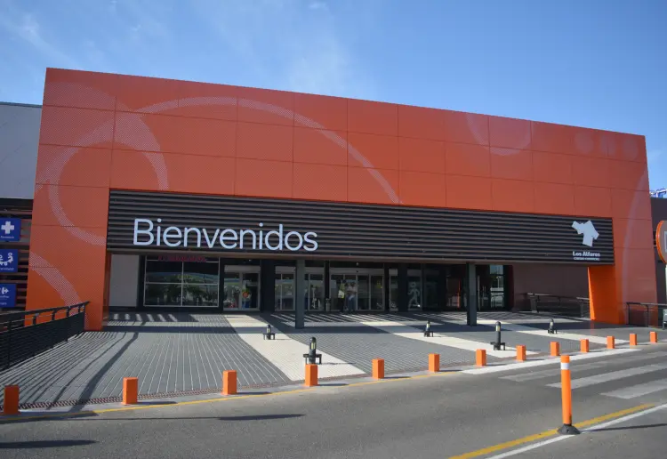 C.C. Carrefour Los Alfares bajo petición