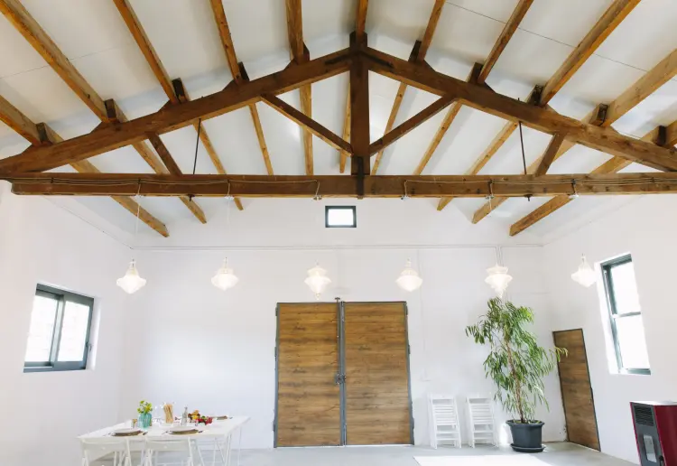 ESPACIO PRIVADO INTERIOR y JARDÍN PARA EVENTOS