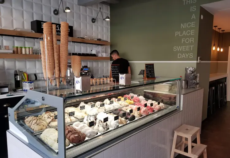 Ice cream parlor for sublease