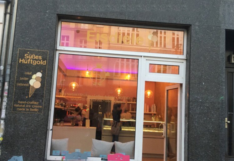 Royaler Winter-Popup-Store Berlin Mitte/Prenzlauer Berg