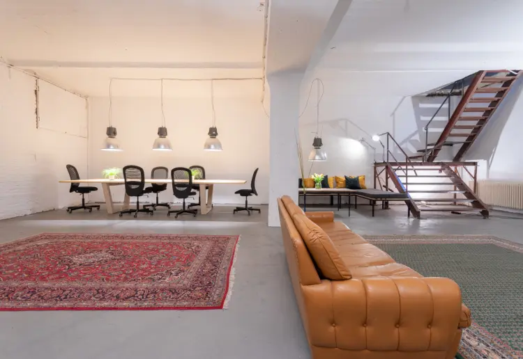 Industrial Loft in the downtown