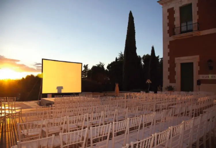 Espacio de usos múltiples para cualquier tipo de evento