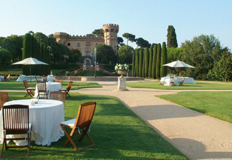 Castillo en las afueras de Barcelona