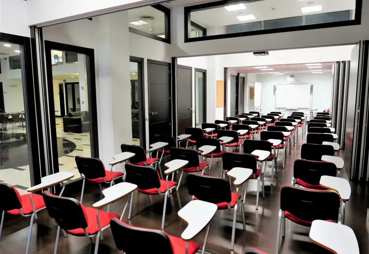 ¡Alquiler de Aulas de Formación!