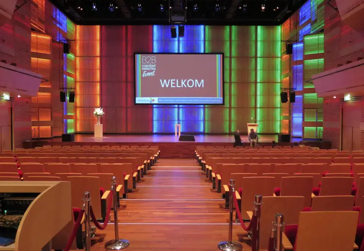 Spectaculaire concertzaal aan het water