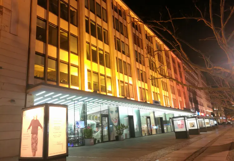 Shared Showroom/Popup Store