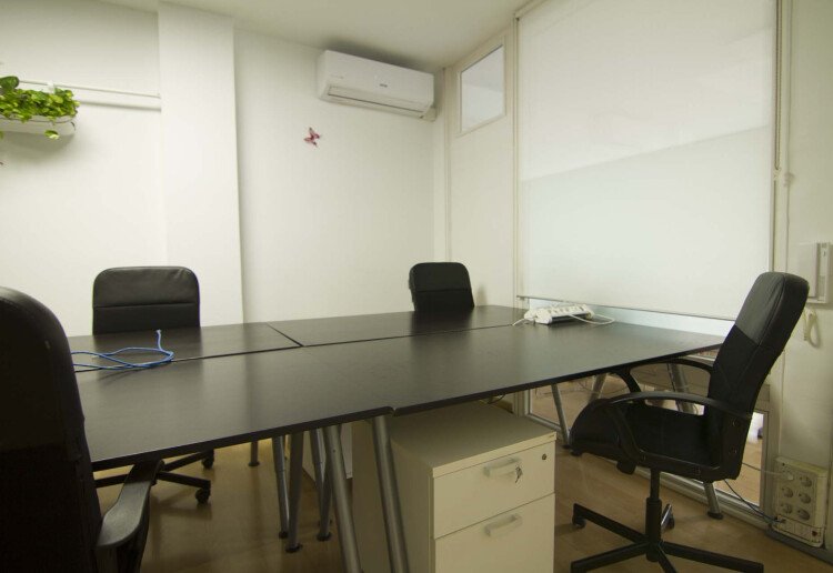 Espacio coworking amplio
