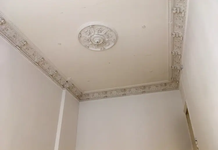 Atelier with impressive ceiling height