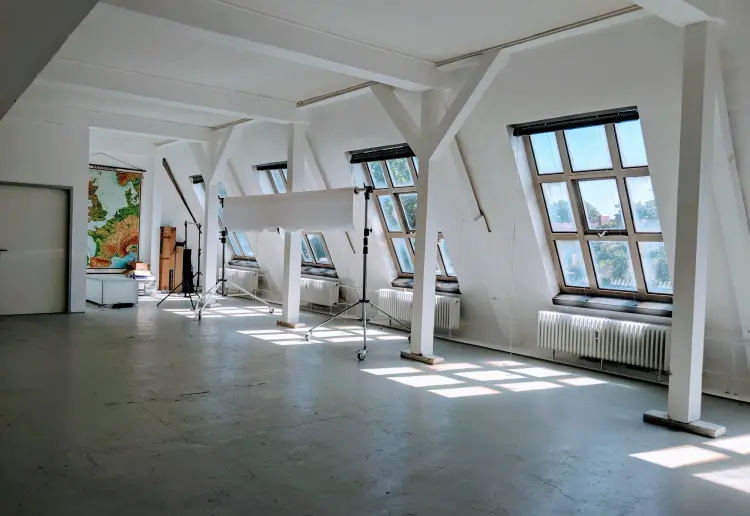 Co-Working Space + Tageslicht Studio