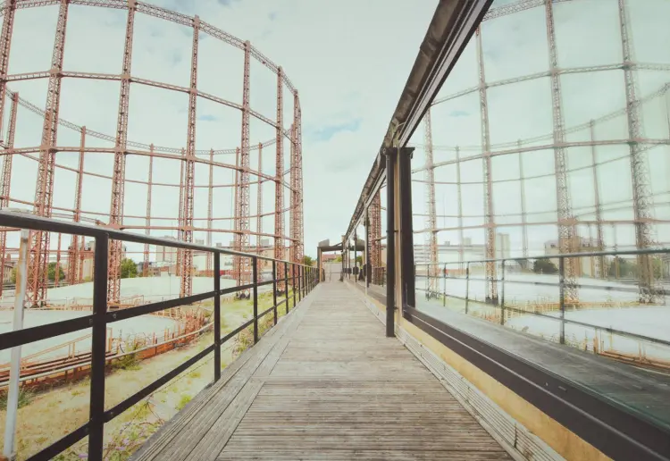 Huge venue with great views to Bethnal Green gasworks