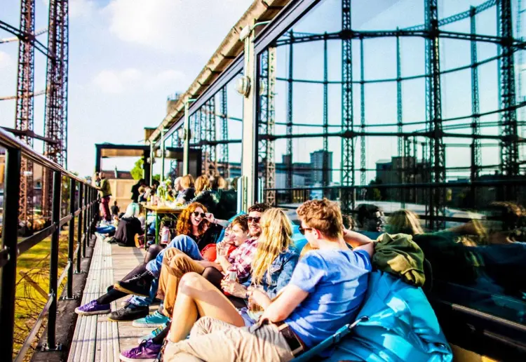 Huge venue with great views to Bethnal Green gasworks