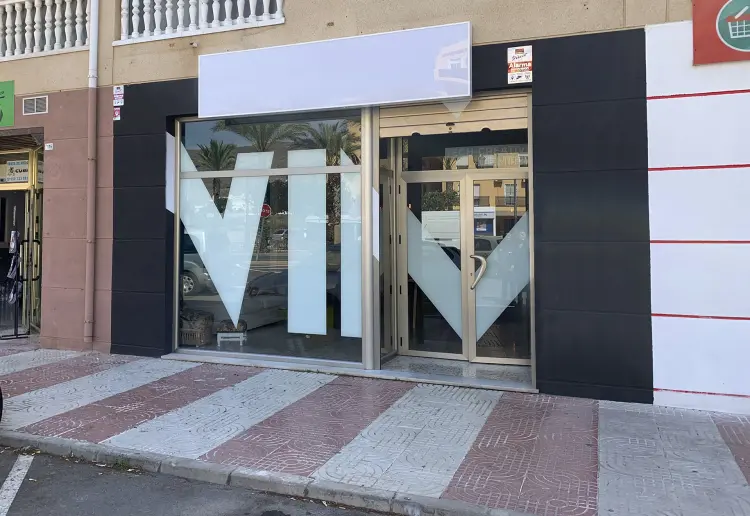 Pop Up creativa en Aguadulce - Almería
