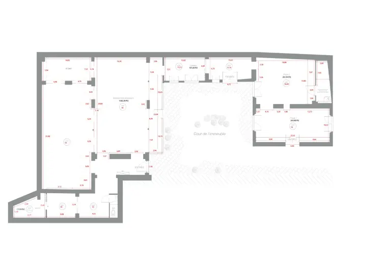 Luminous gallery ideal for showrooms and other events