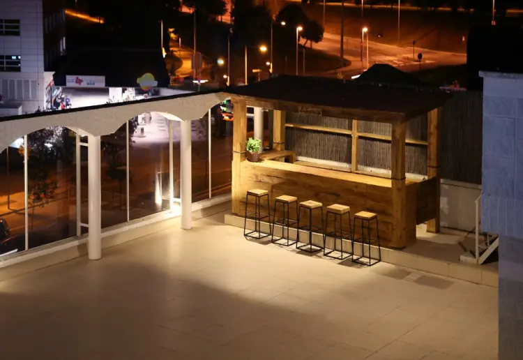 Ático con terraza y piscina para eventos