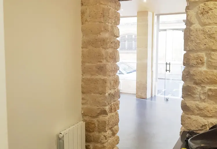 Bright boutique in Le Marais Paris