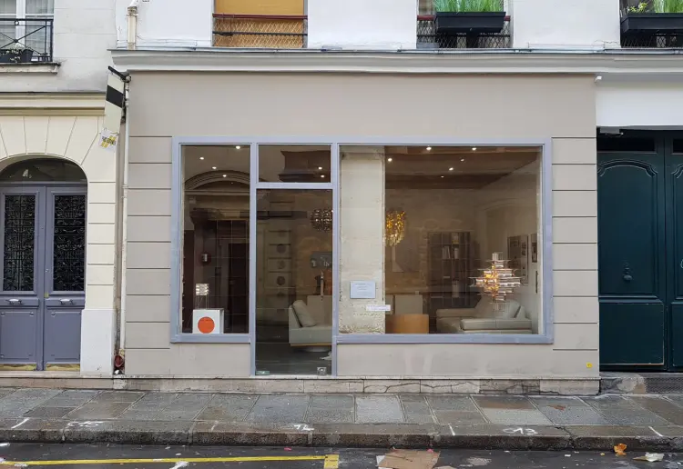 Bright boutique in Le Marais Paris